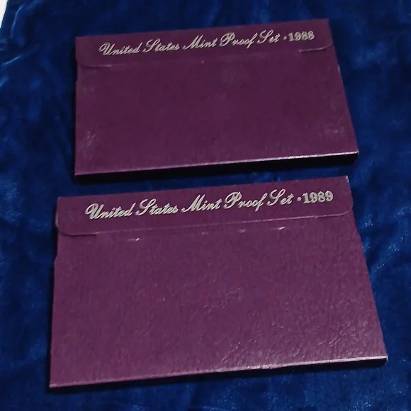 1988 & 1989 United States Proof Sets - Picture 8 of 9